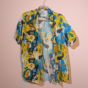 Bold pattern gender neutral shirt